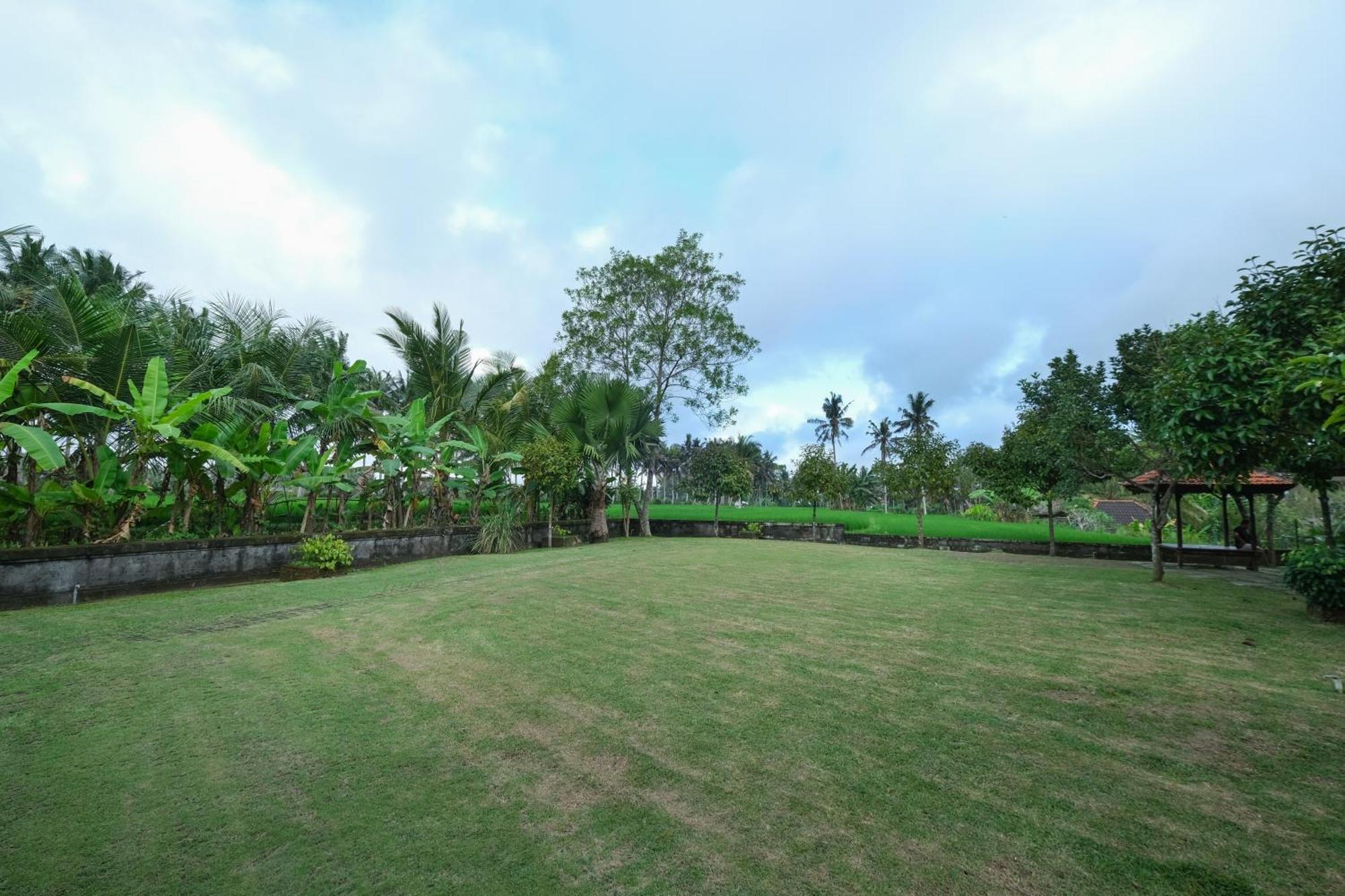 Bhuwana Ubud Hotel And Farming Exterior foto